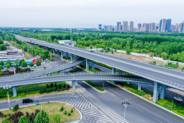 臨汾市濱河西路-景觀大道立交橋項(xiàng)目路面姐橋面鋪裝工程